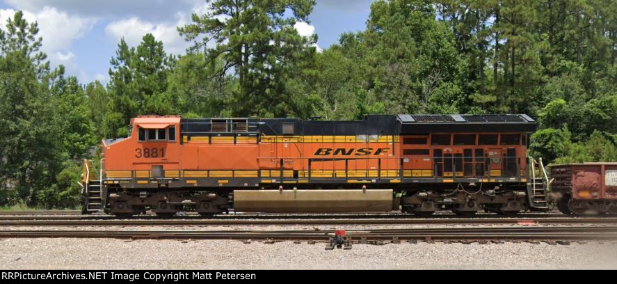 BNSF 3881